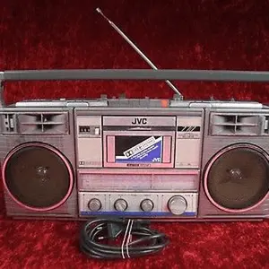 レトロなカルトラジオ